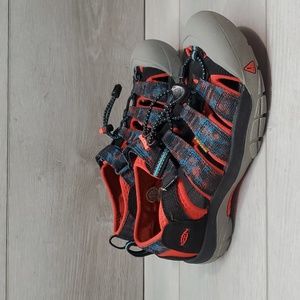 Keen Boys Big Outdoor Hiking Comfort Sandals shoes sz 3